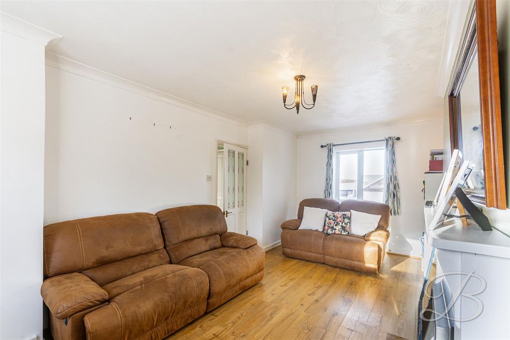 Property photo 3 of 19 Ccltd8.Jpg