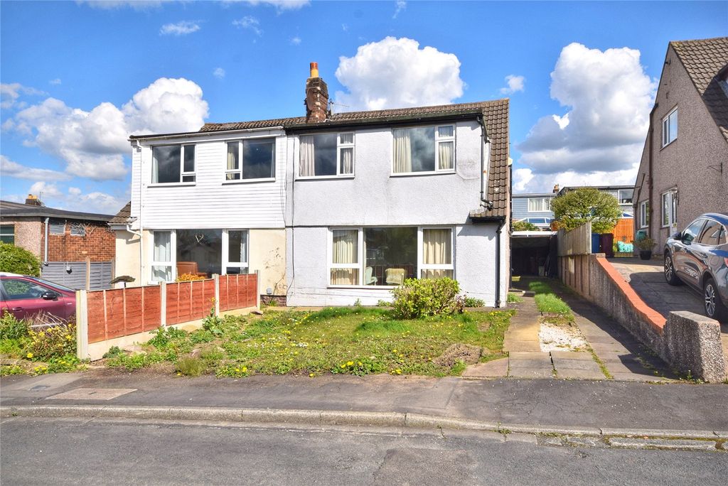 Property photo 1 of 18 External