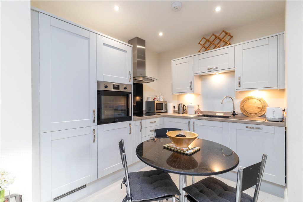 Property photo 3 of 17 Dining Kitchen