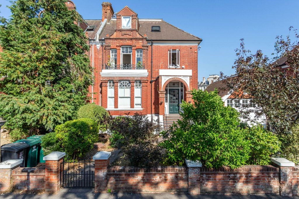 Property photo 3 of 19