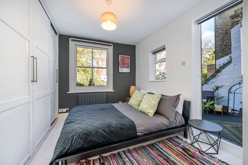 Property photo 3 of 8