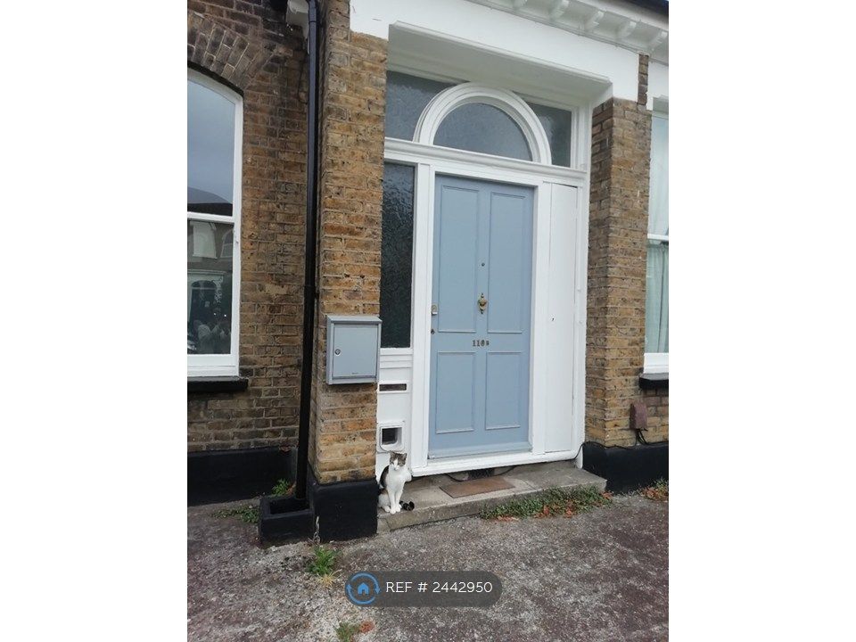 Property photo 2 of 11 Private Front Door