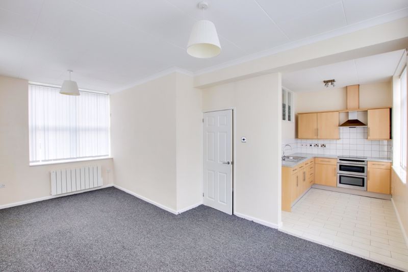 Property photo 2 of 12 Photo 7