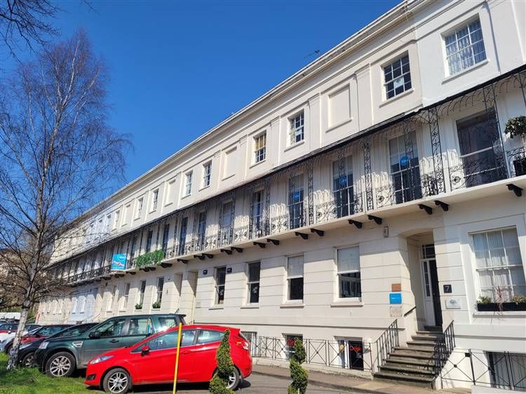 Property photo 1 of 3