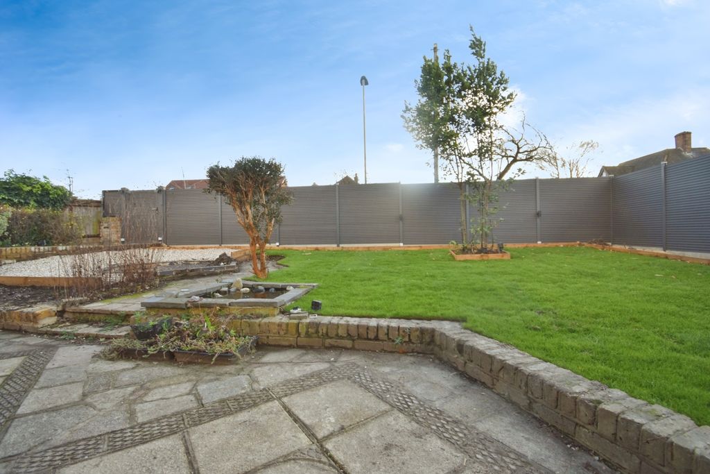 Property photo 2 of 20 G1