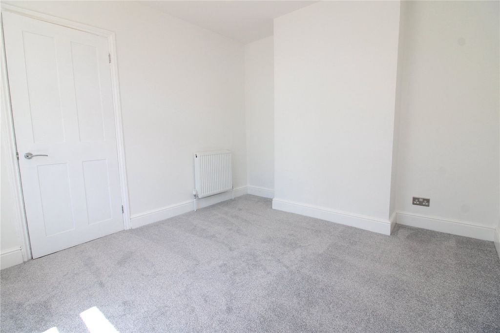 Property photo 2 of 16 Picture No. 06