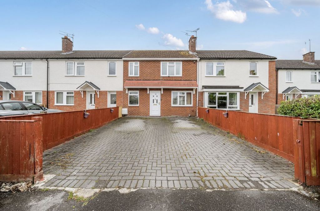 Property photo 1 of 13 146473316A0c38934d489