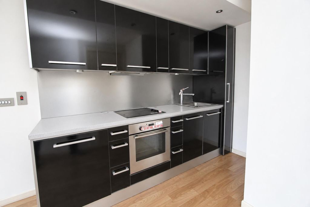 Property photo 2 of 9 7.Png