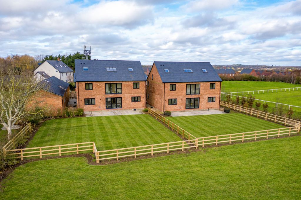 Property photo 2 of 40 Rear Aspect