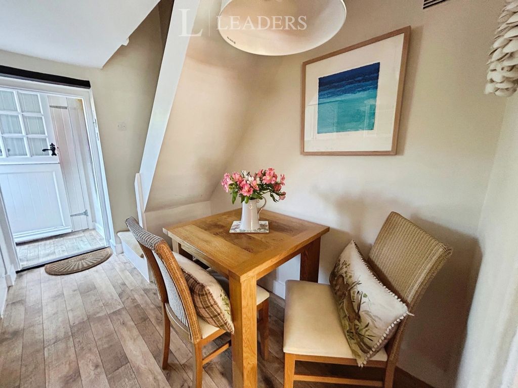 Property photo 3 of 16 Pbox-Img.Jpg