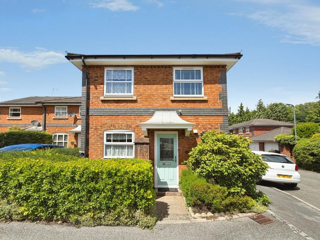 Property photo 1 of 32