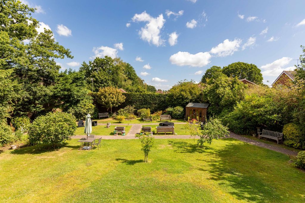 Property photo 3 of 18