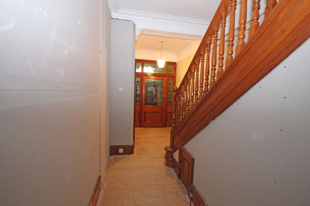 Property photo 3 of 29