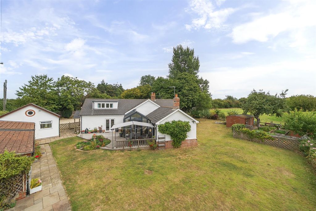 Property photo 1 of 36 Outside