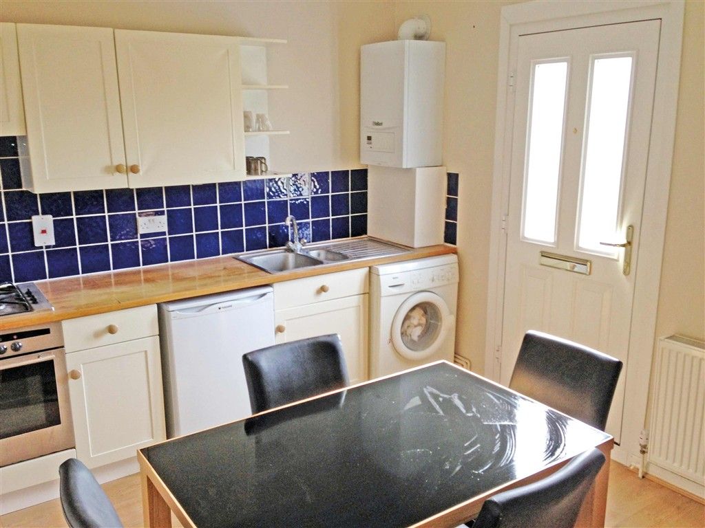 Property photo 2 of 3