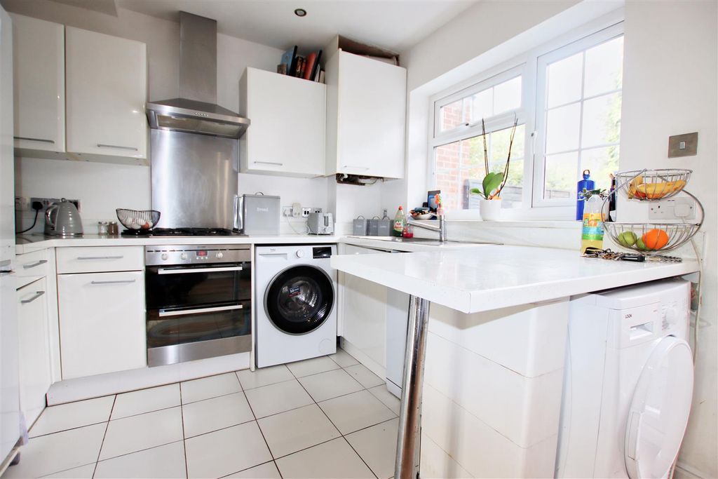 Property photo 3 of 12 Img_9503.Jpg