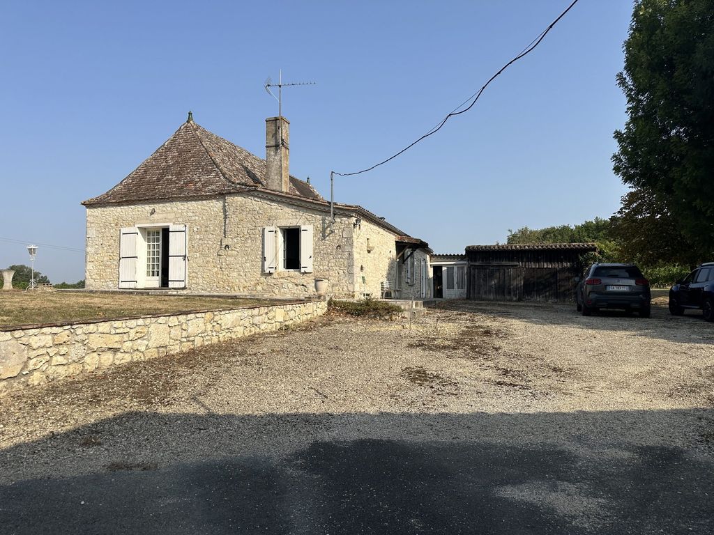 Property photo 2 of 8