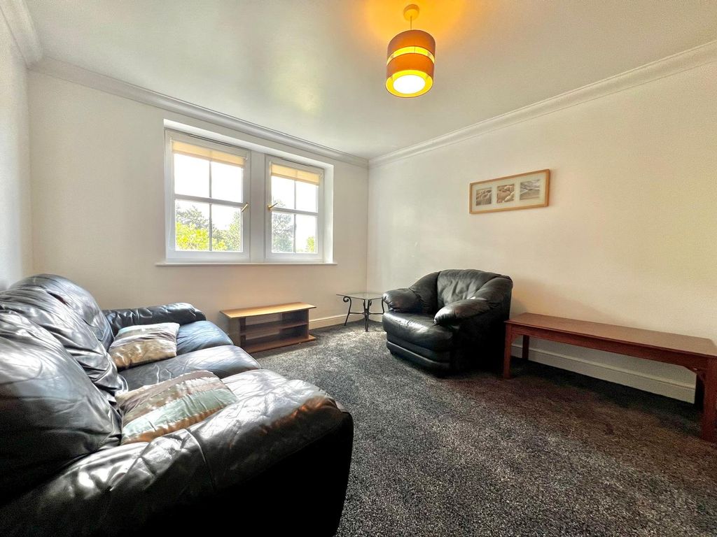 Property photo 2 of 11 Picture No. 06
