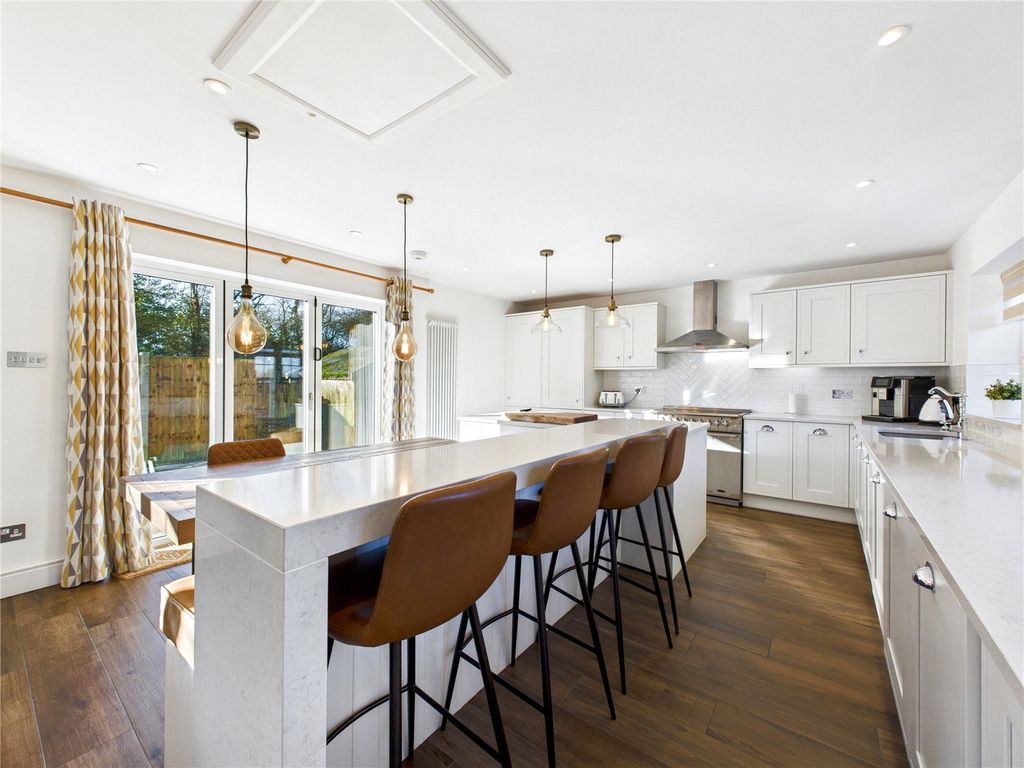 Property photo 3 of 29 Picture 3