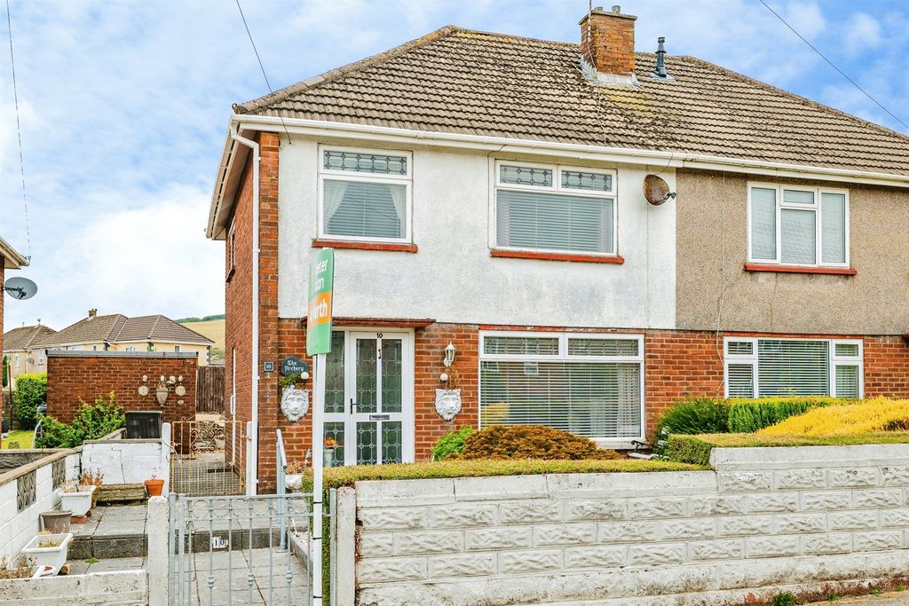 Property photo 1 of 22