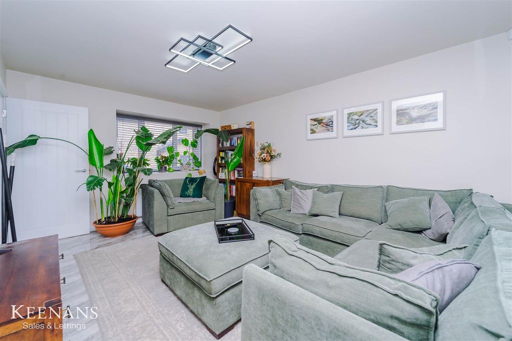 Property photo 3 of 21 3.Jpg