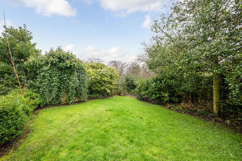 Property photo 2 of 37 Photo 31