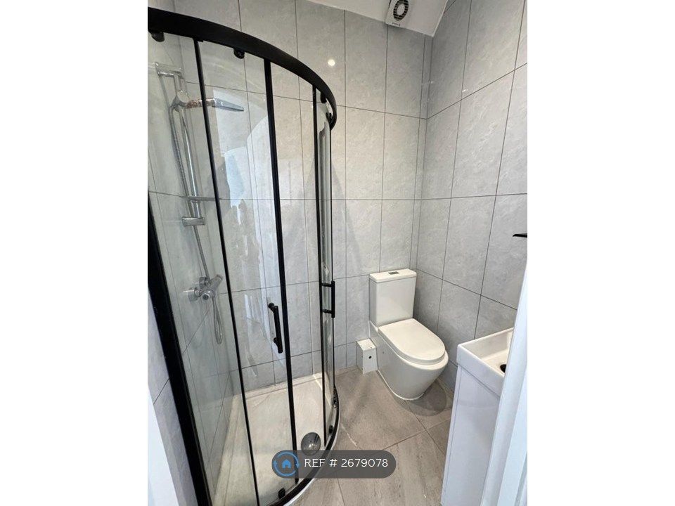 Property photo 3 of 3