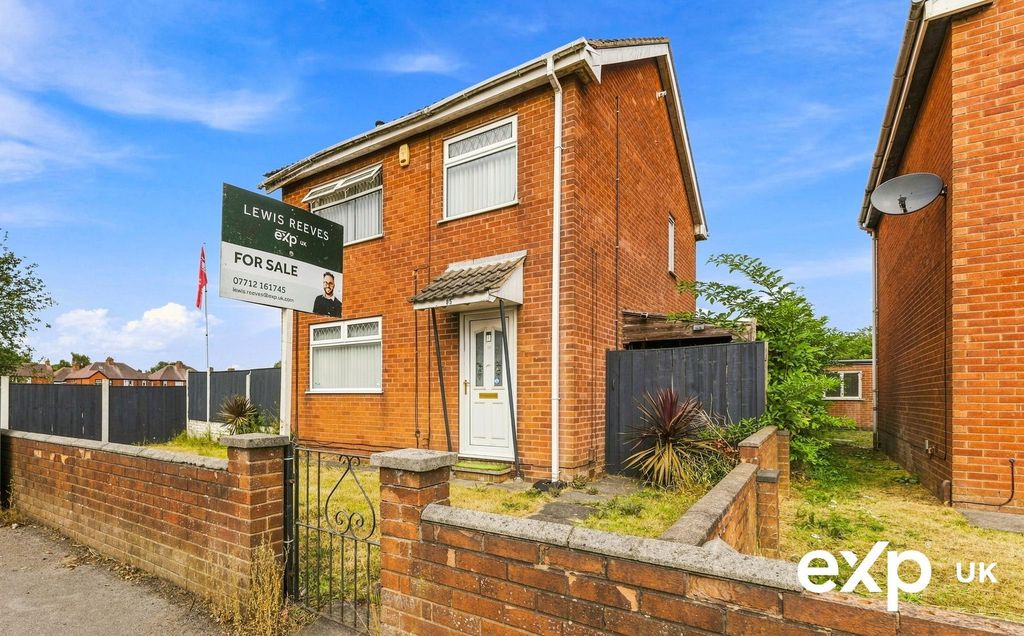 Property photo 2 of 33