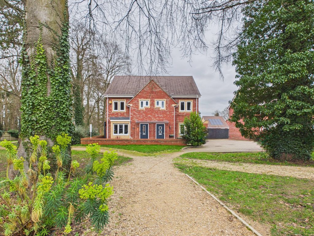 Property photo 1 of 14 Front