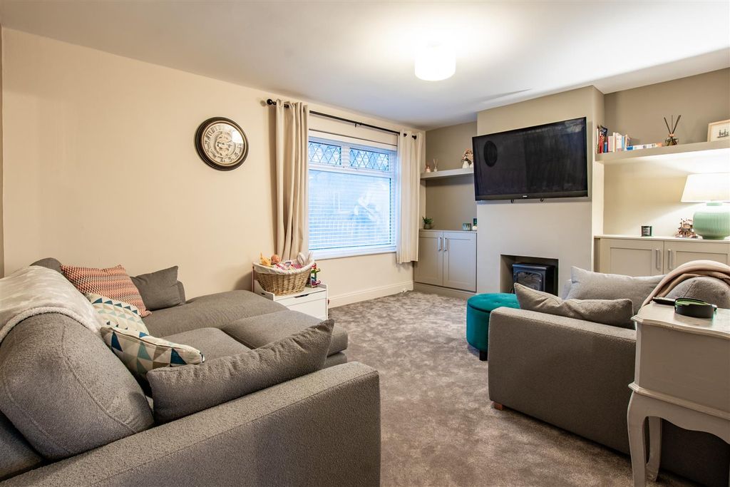 Property photo 2 of 13 Dsc_6841-Hdr.Jpg