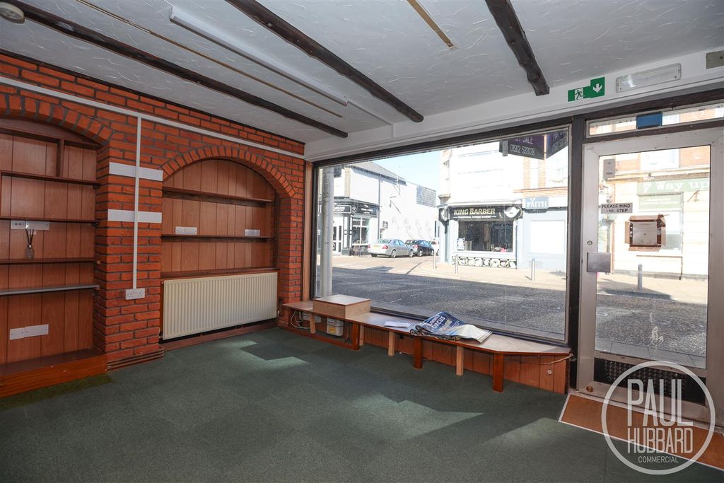 Property photo 3 of 18 2J5A1378-2.Jpg