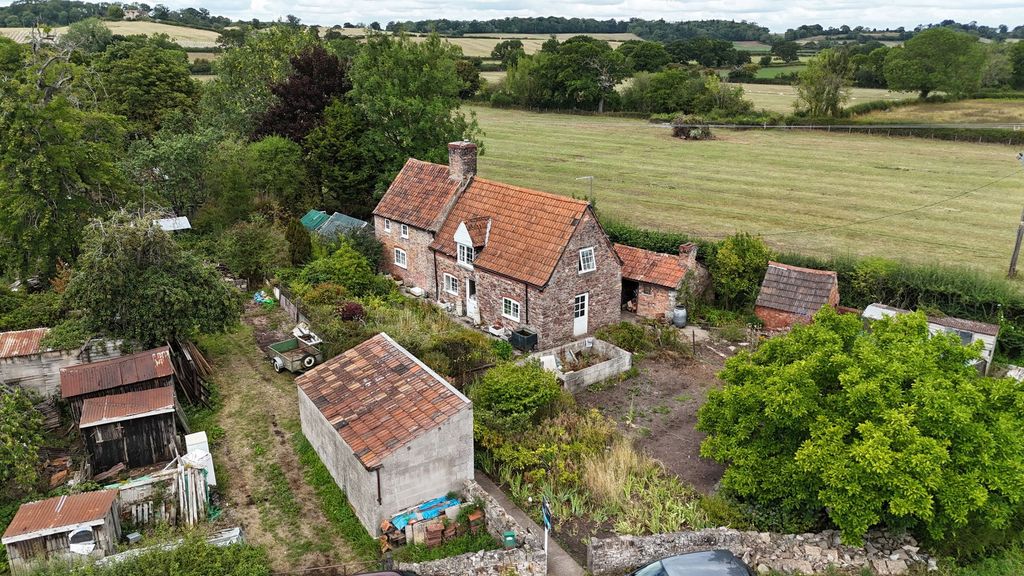 Property photo 1 of 32