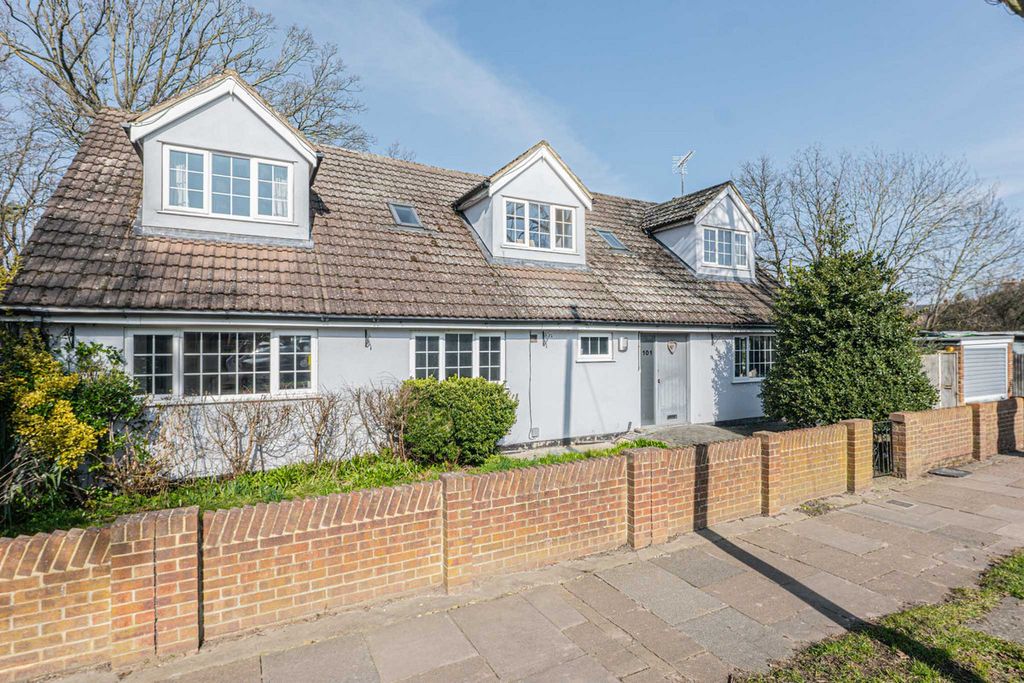 Property photo 1 of 33