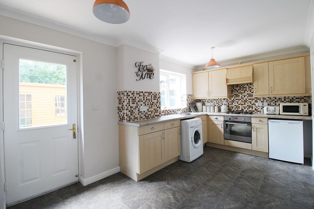 Property photo 2 of 24 Kitchen-Diner