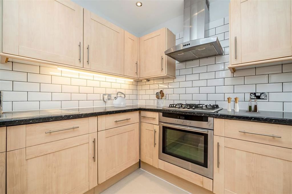 Property photo 3 of 5