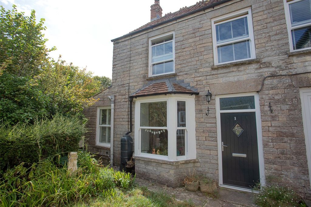 Property photo 1 of 17 Picture No. 10