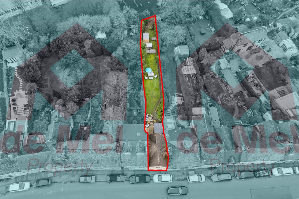 Property photo 3 of 18 Photo 13