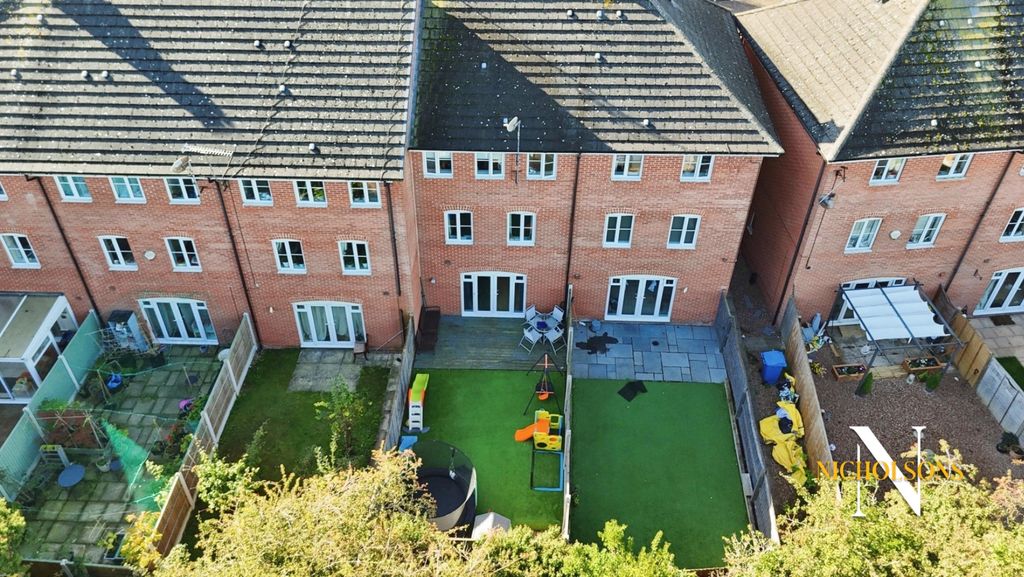 Property photo 2 of 20 4519414