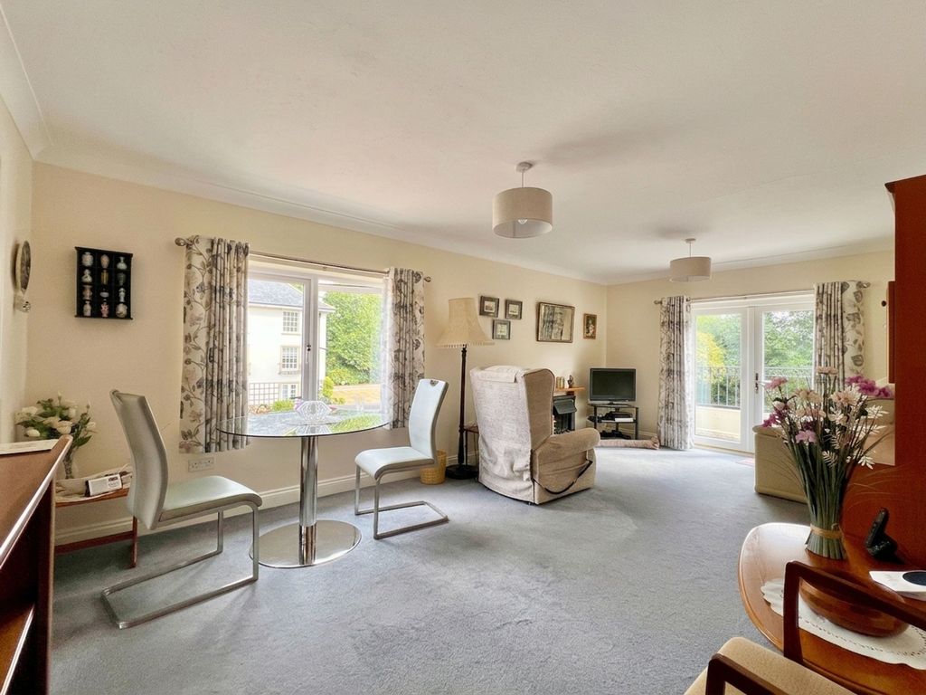Property photo 3 of 24 Living Dining Room