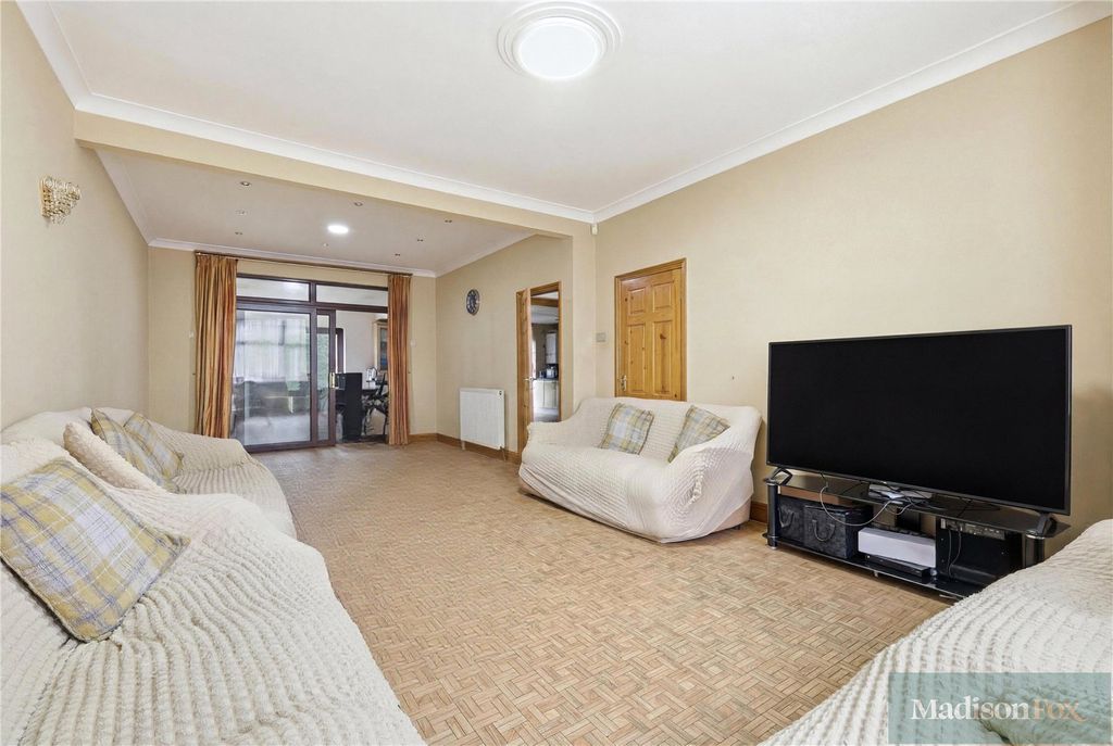 Property photo 3 of 26 Picture No. 08