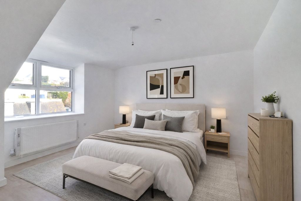 Property photo 1 of 6 1 - Picture No. 20