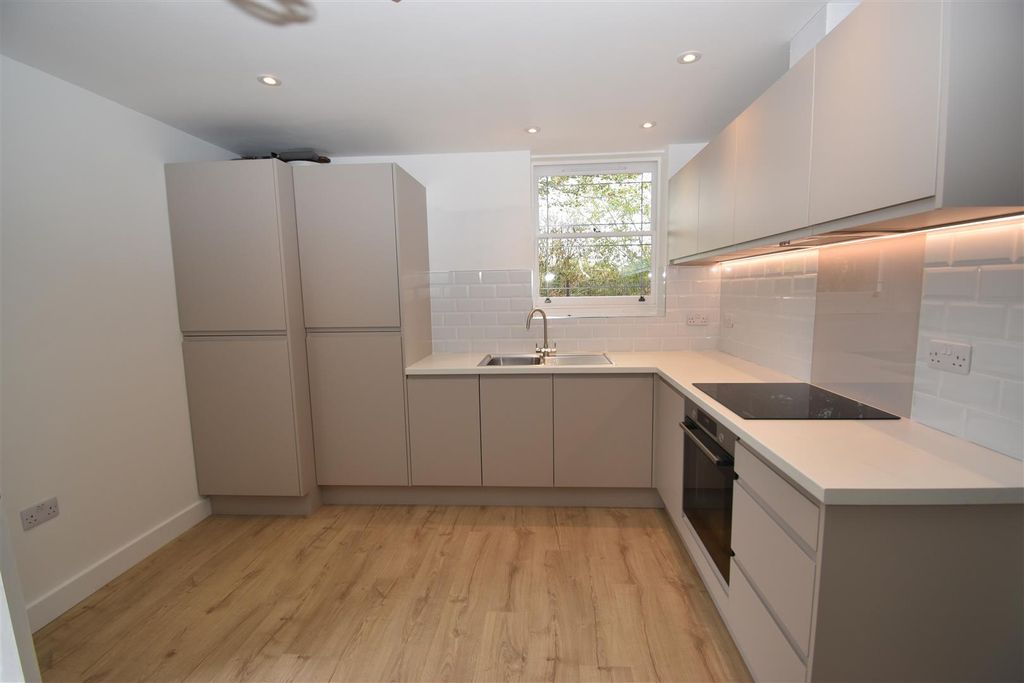 Property photo 2 of 5 Dsc_0005.Jpg