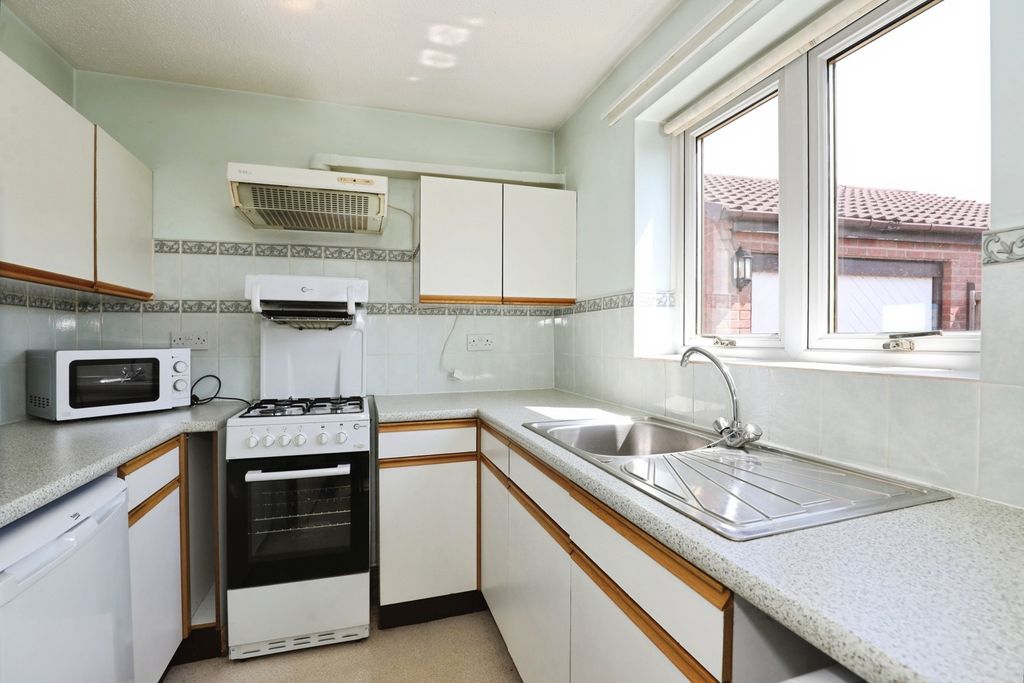 Property photo 3 of 16 Pbox-Img.Jpg