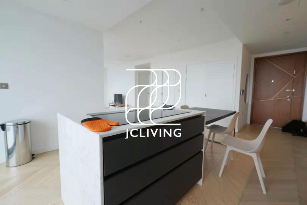 Property photo 3 of 12 Gallery