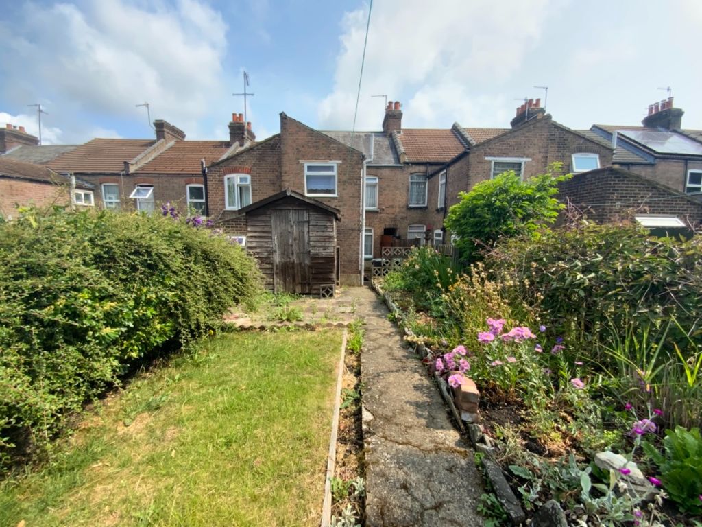 Property photo 2 of 10 2512745