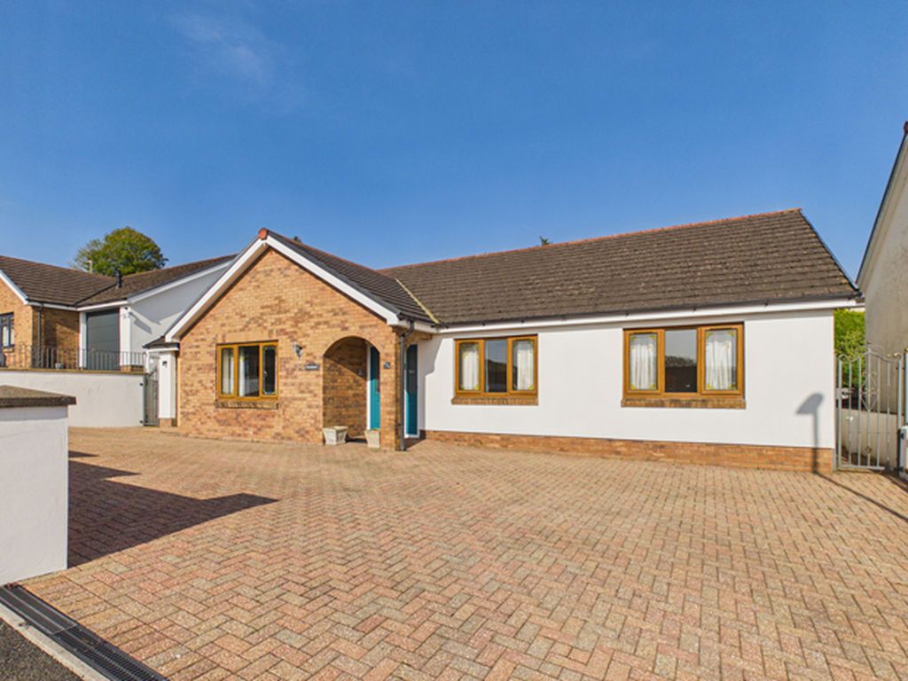 Property photo 1 of 26 Photo 4