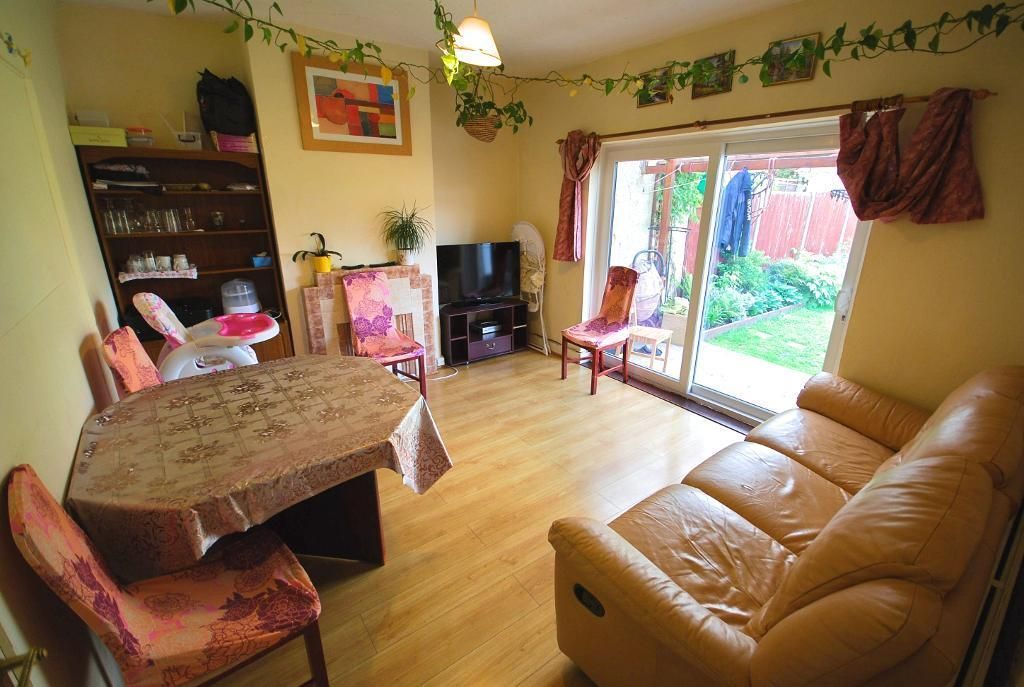Property photo 2 of 9