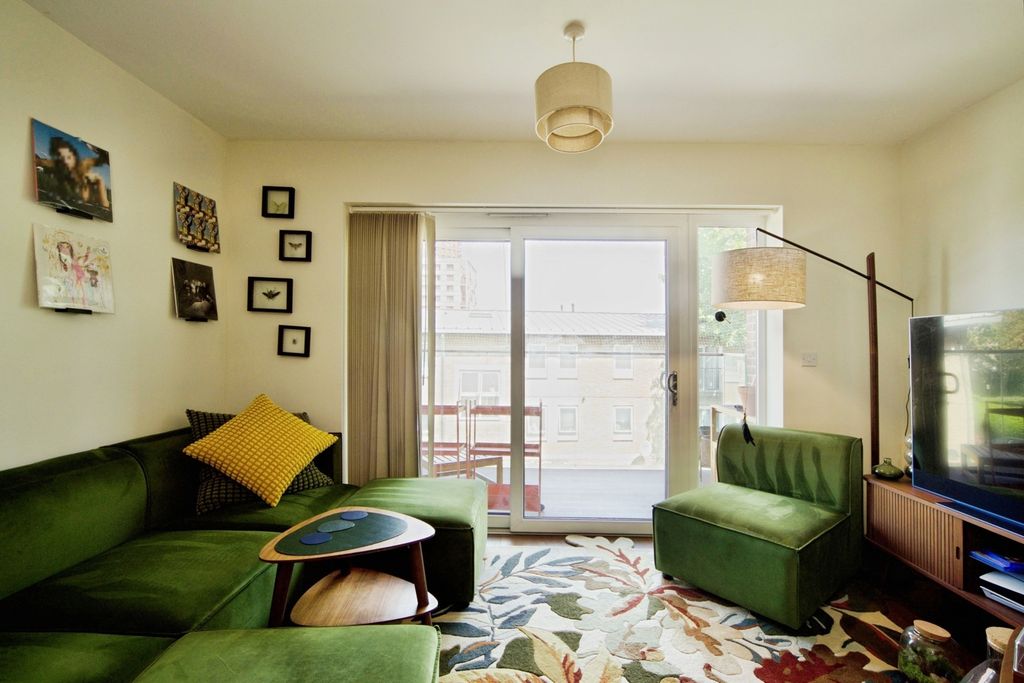 Property photo 2 of 14 Pbox-Img.Jpg