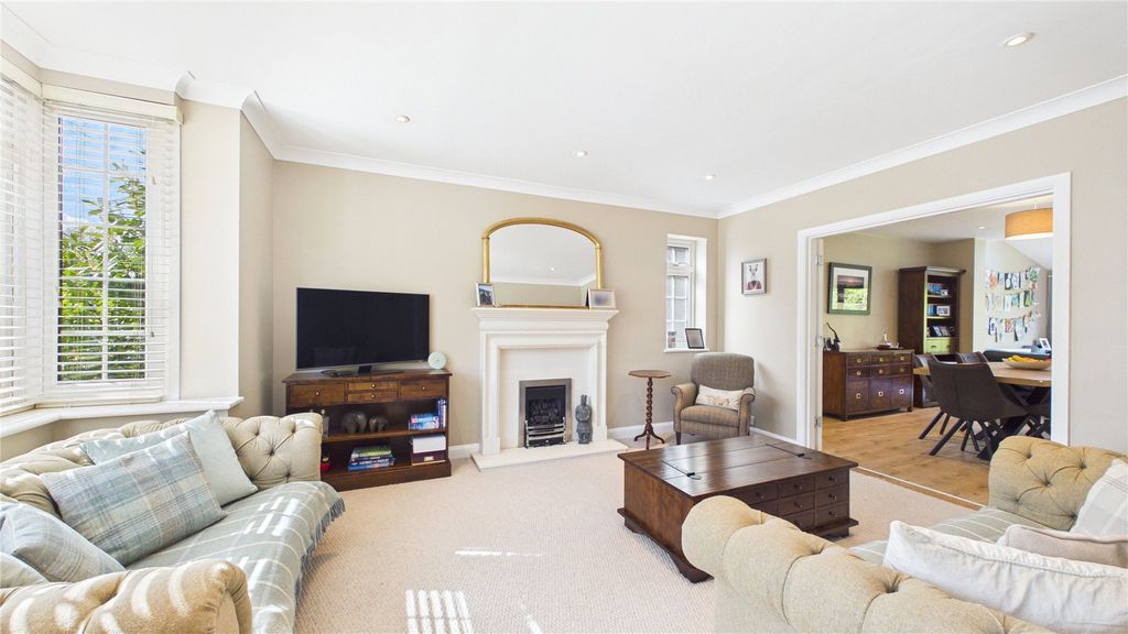 Property photo 3 of 25 Picture 3