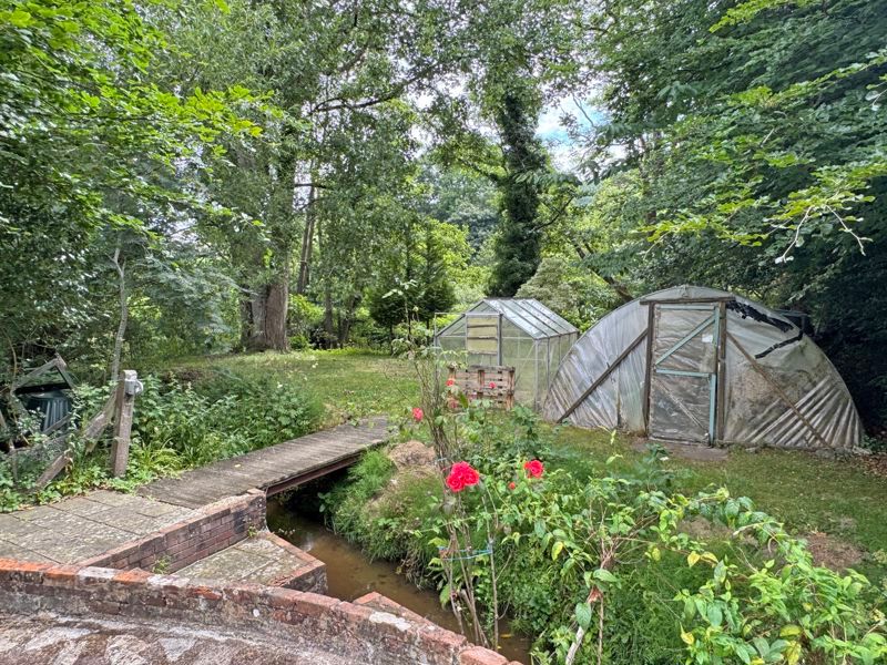 Property photo 3 of 20 Photo 10